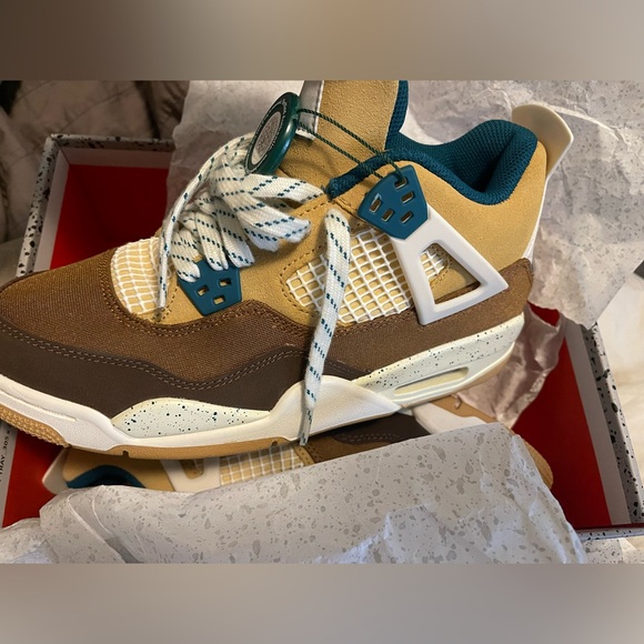 Multicolored Jordan 4’s - Picture 5 of 7